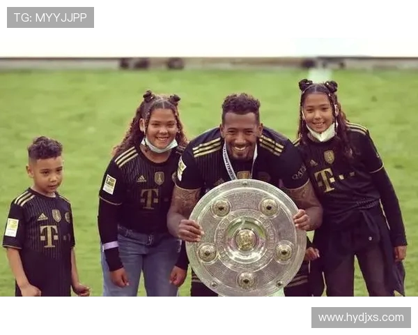 德甲球员毕业照合影合集：成长记忆与赛季回顾